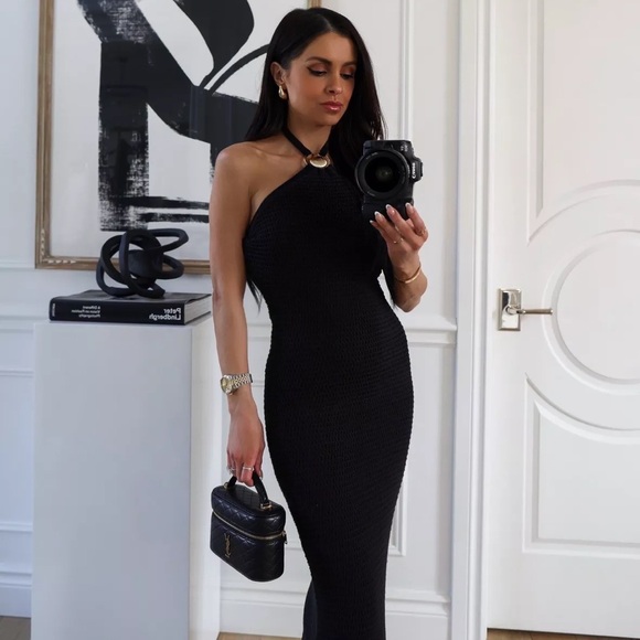 JLUXLABEL Dresses & Skirts - JLUXLABEL Overseas Halter Black Maxi Dress XS